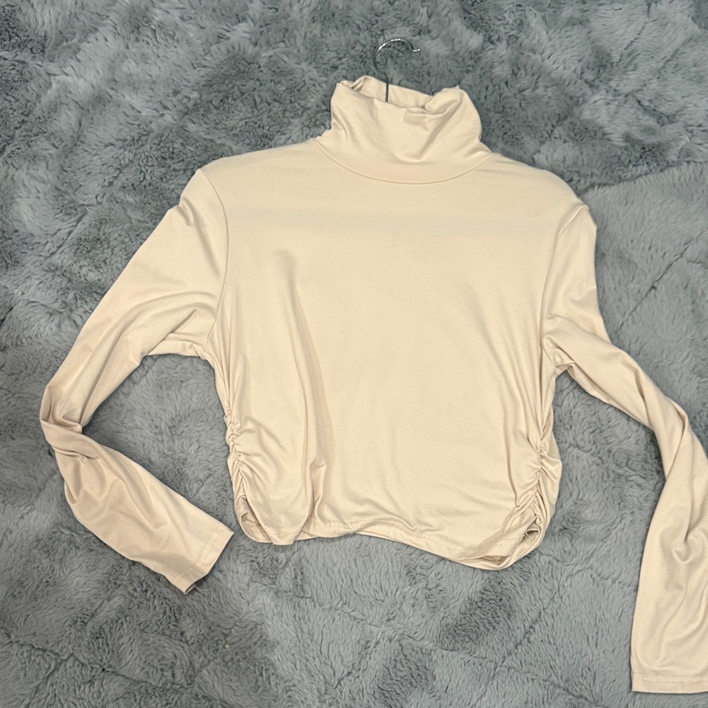 Elegant Cream Turtleneck Crop Top